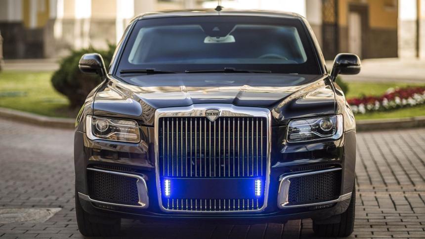 Эксперт СМИ: в России не хватит отечественных автомобилей для всех чиновников