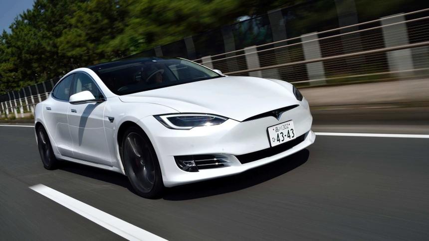 Федеральные органы США призывают Tesla к ответу за «режим бога»