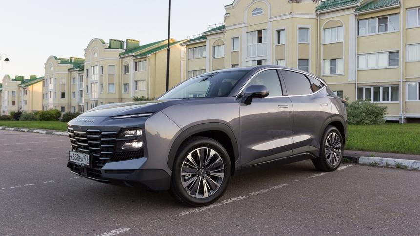 Тест-драйв Jetour Dashing: Chery Tiggo курильщика