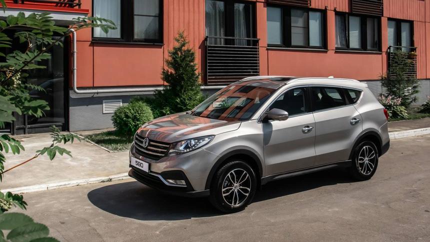 Объявлен старт продаж кроссовера Dongfeng 580