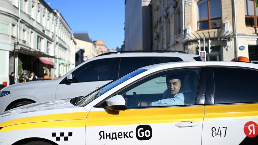 Столичные таксисты отказываются ездить в «Москва-Сити»