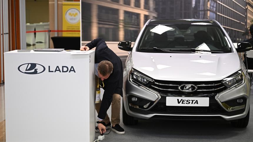 АвтоВАЗ уменьшил экспортный план