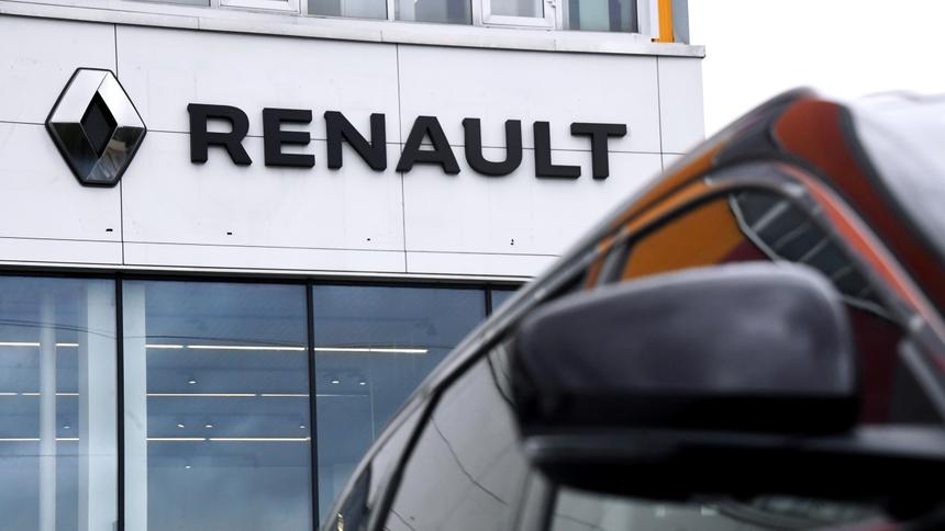 Российский дилер подал в суд на Renault