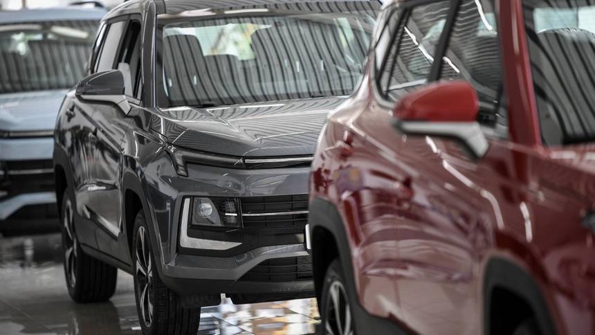 Какие российские автомобили покупают для чиновников