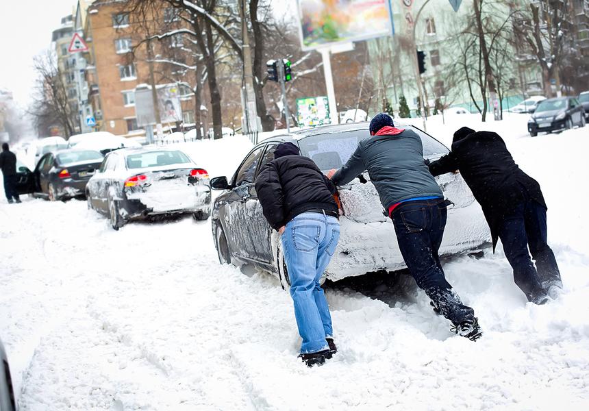 Очевидное-невероятное: зачем переобувать автомобиль зимой