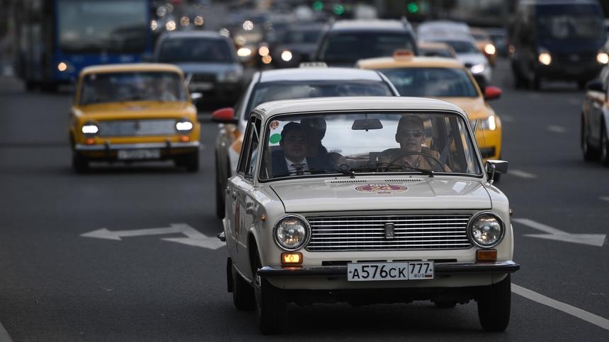 Автомобили в России в среднем живут по 27 лет