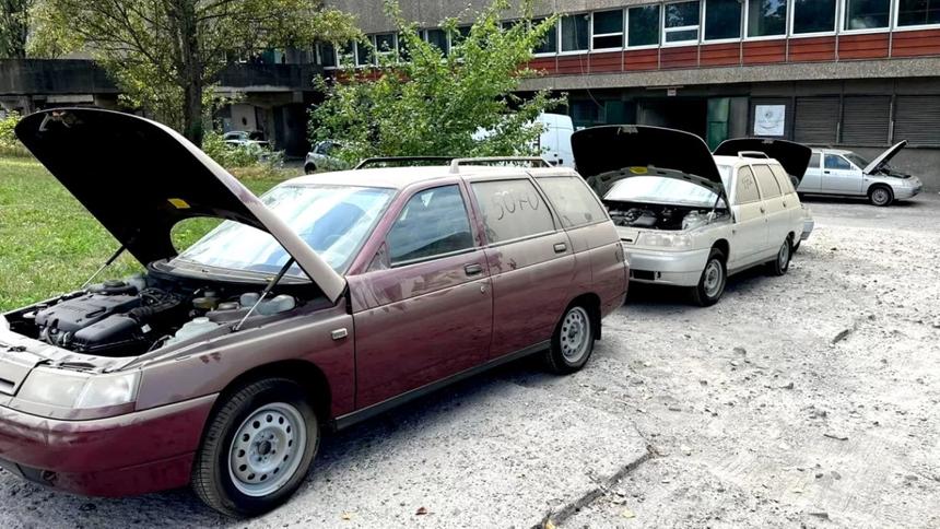 В Польше нашли склад, забитый новыми автомобилями Lada-111
