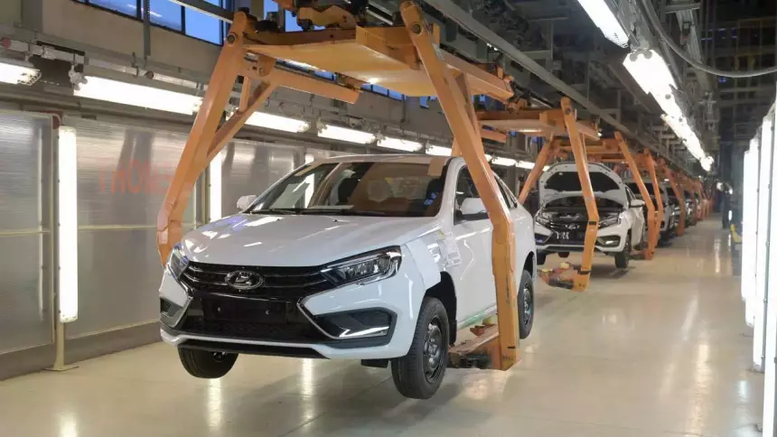 АвтоВАЗ запустил льготную программу покупки Lada Vesta