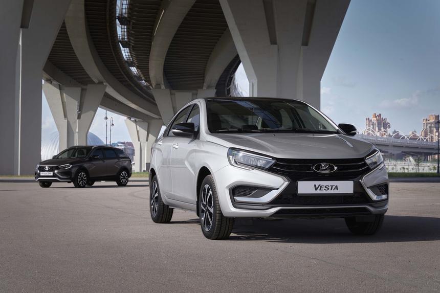 В гараже Государственной думы появились автомобили Lada Vesta