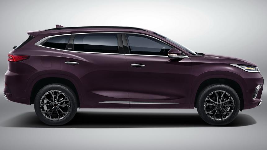 В России существенно подешевели Chery Tiggo 8 и Exeed TXL