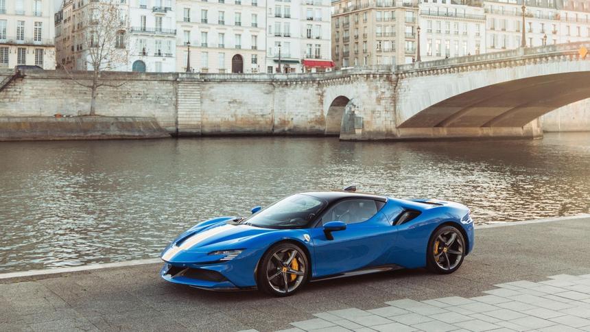 Ferrari SF90 Stradale