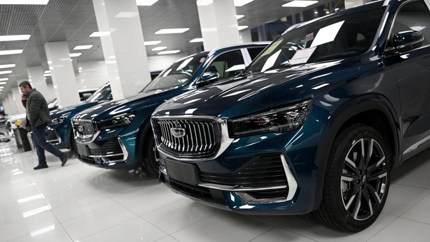 Дилеры вынуждены заманивать покупателей автомобилей скидками