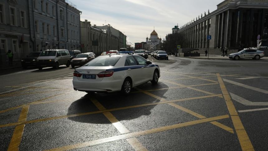 На дорогах Москвы станет ещё больше вафельной разметки