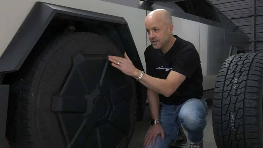 Пикапы Tesla рвут собственные шины при езде
