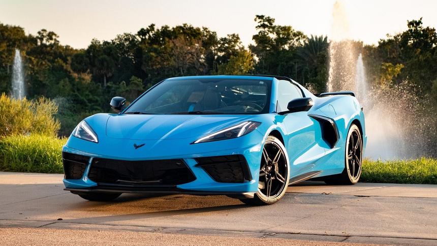 5 крутых двухместных автомобилей в 2024 году