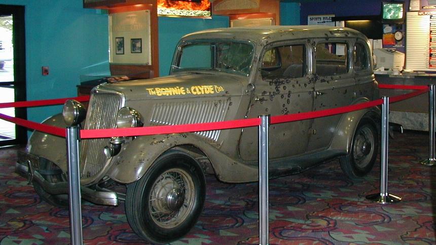 5 «призрачных» автомобилей. Истории для ночных страшилок