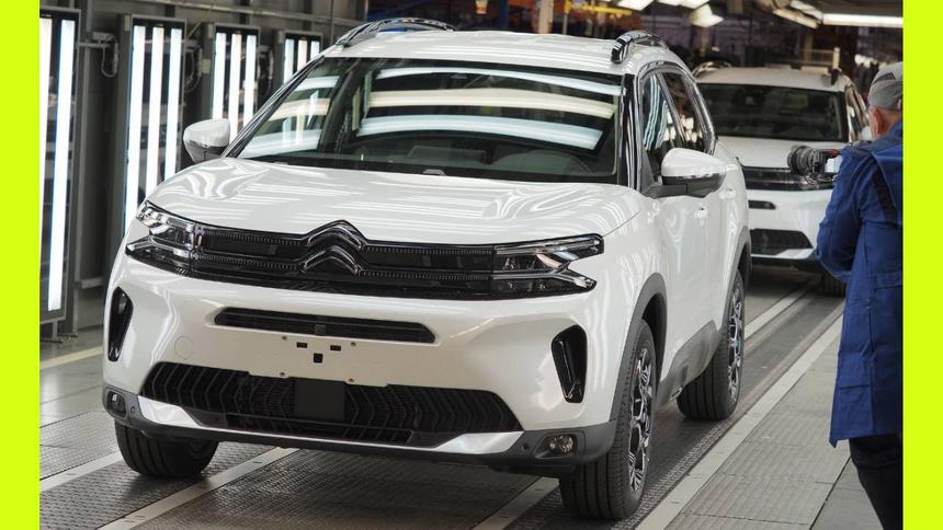 Названы российские цены на Citroen C5 Aircross