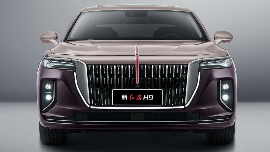 Обновленный флагманский седан Hongqi H9: теперь с полным приводом