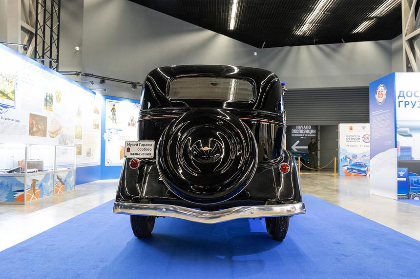 Уникальные автомобили ГАЗ на ВДНХ