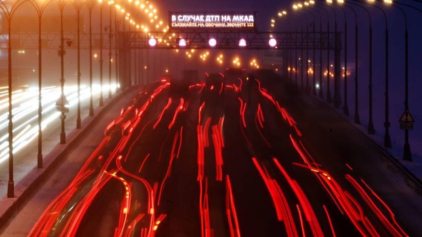 Такси и каршеринг стали виновниками трети ДТП в Москве
