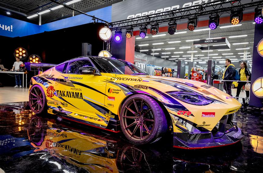 В России построили Nissan Z для профессионального дрифта
