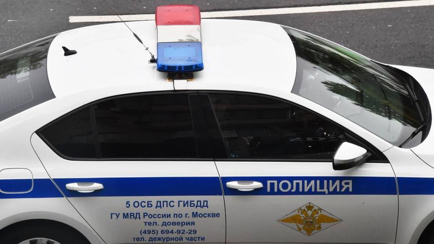 Пьяный чуваш врезался в машину гаишников