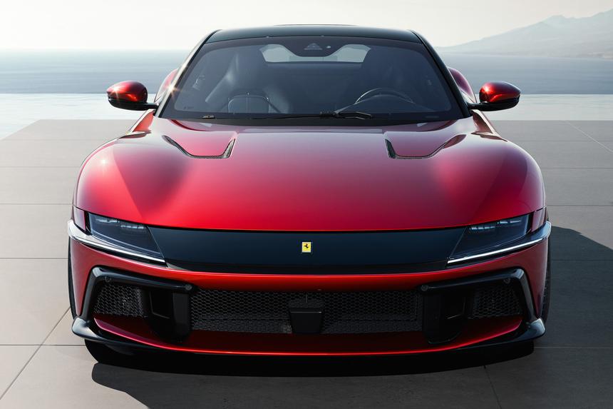 Просто фантастика: всё, что надо знать про новый Ferrari 12Cilindri