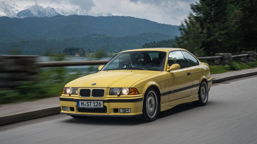 5 спортивных автомобилей из 90-х годов, навевающих ностальгию