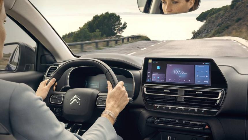 В России начались продажи Citroen C5 Aircross