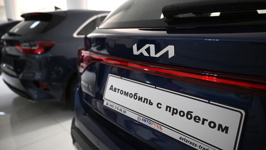 Стоимость автомобилей с пробегом в России опять выросла