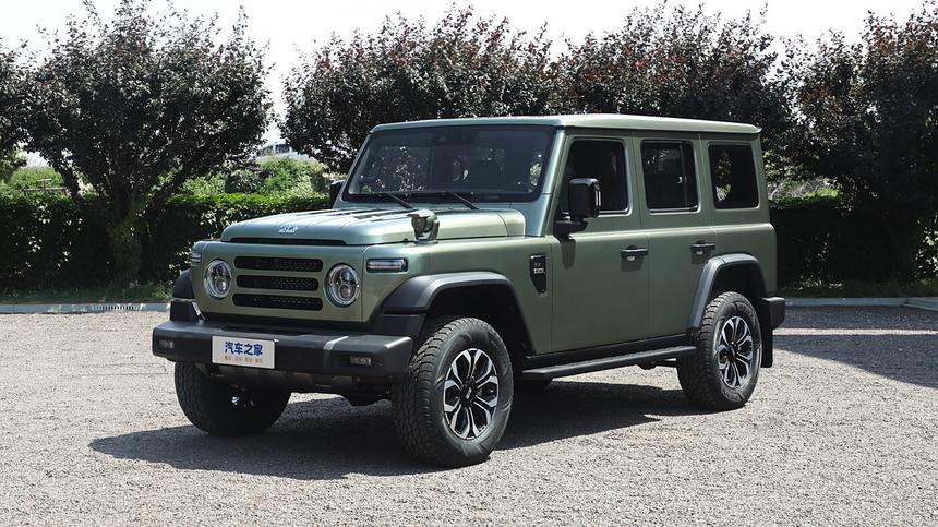 В Китае выпустили очередного конкурента Defender и G-Wagon