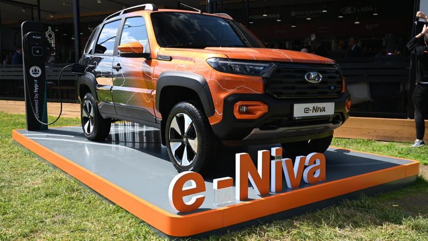 АвтоВАЗ рассказал, когда Lada Niva Travel получит новый интерьер
