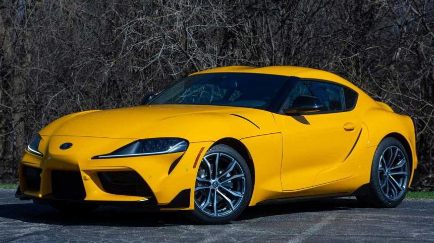 Toyota отправила в отставку базовую Supra с мотором 2.0
