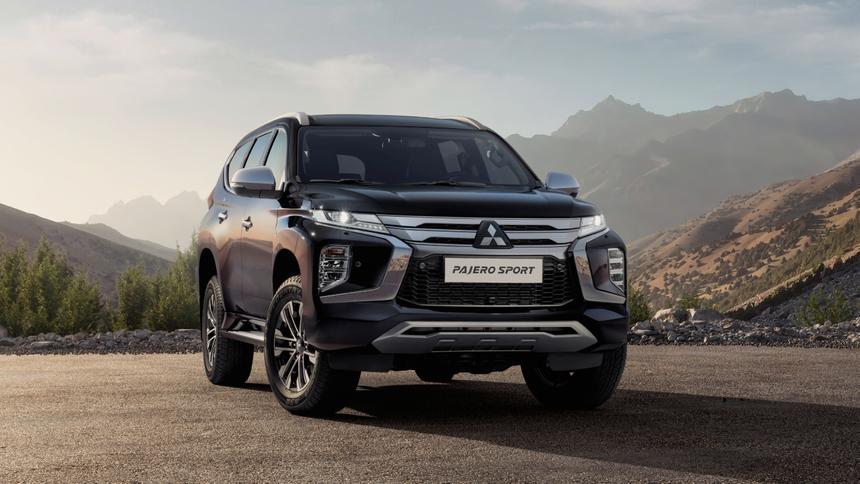 Какой объём продаж приходится на «параллельные» автомобили