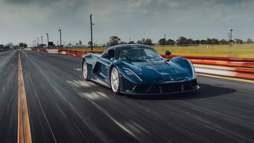 Hennessey Venom F5 разбился на огромной скорости во время испытаний
