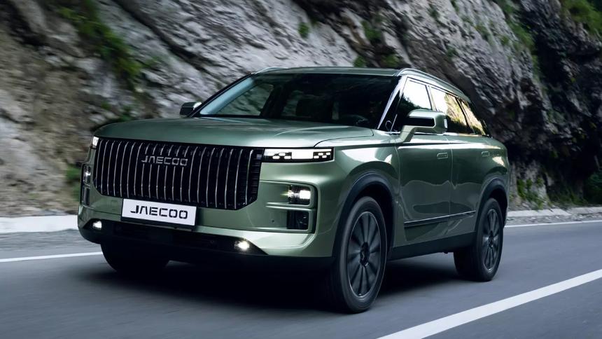 Кроссовер Jaecoo J7 продолжает дешеветь