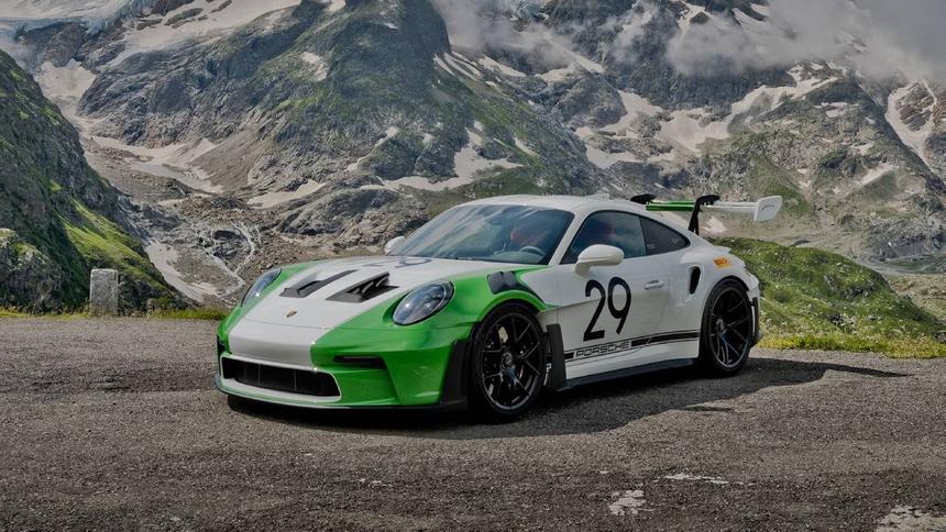 Porsche создал эксклюзивную модель в честь знаменитого гонщика