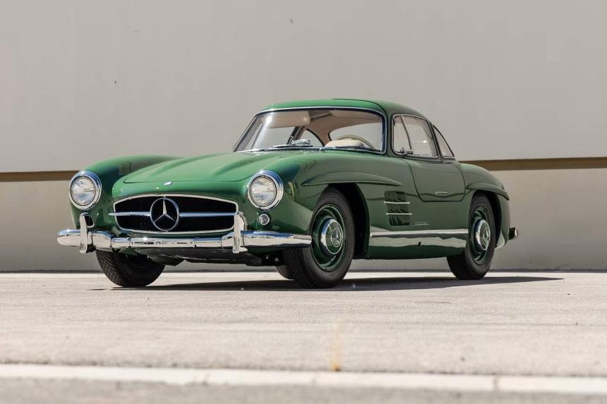 На аукцион выставлен по-настоящему уникальный 300SL Gullwing