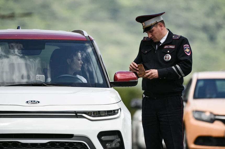 Адвокат назвала сумму штрафа за забытые дома водительские права