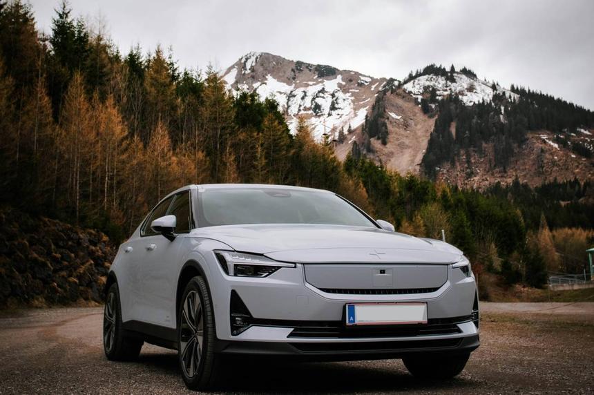 Volvo отказалась от производства только электромобилей