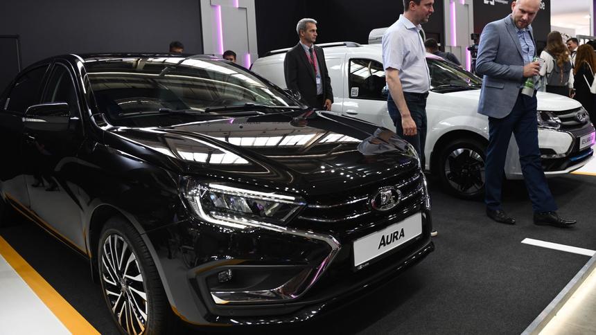 Ещё не решено подходит ли Lada Aura для чиновников