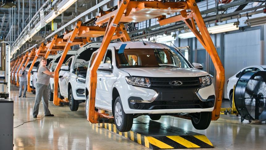 АвтоВАЗ готовит обновление Lada Largus: что известно
