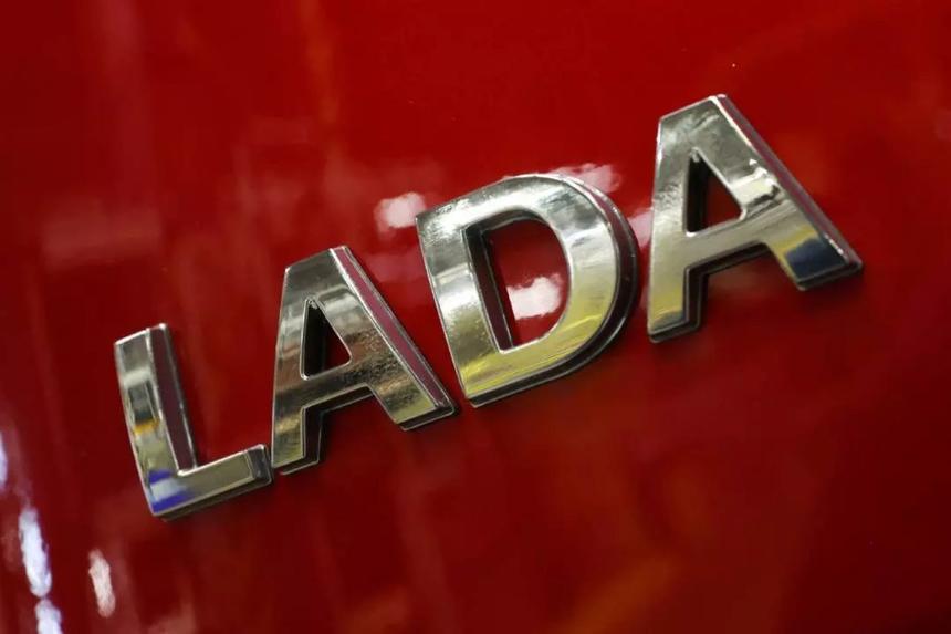 В ОАЭ стартовали продажи автомобилей Lada