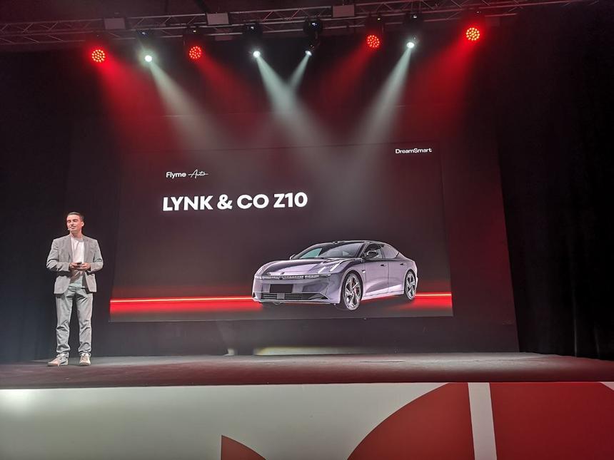 Официально и с гарантией: в России стартовали продажи автомобилей Lynk & Co