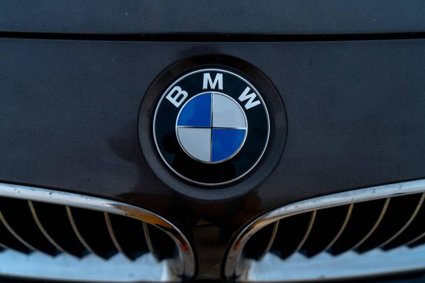 BMW выявила и перекрыла канал поставки машин в Россию