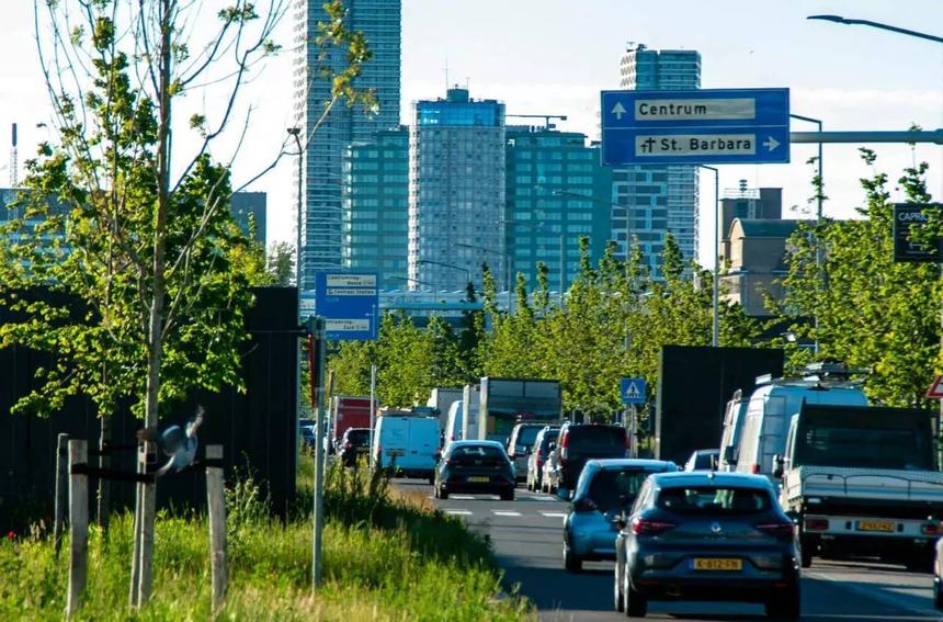 В ЕС продолжается снижение продаж новых легковых машин
