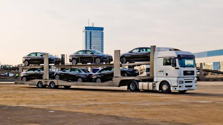 В стране растёт популярность российских автомобилей, а китайских — падает