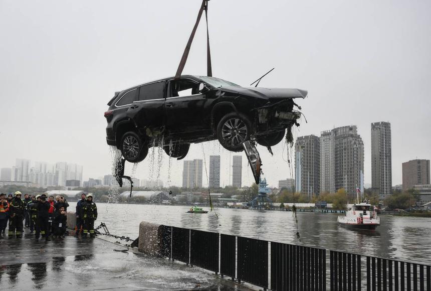 В МВД РФ назвали причины высокой летальности в ДТП среди мужчин