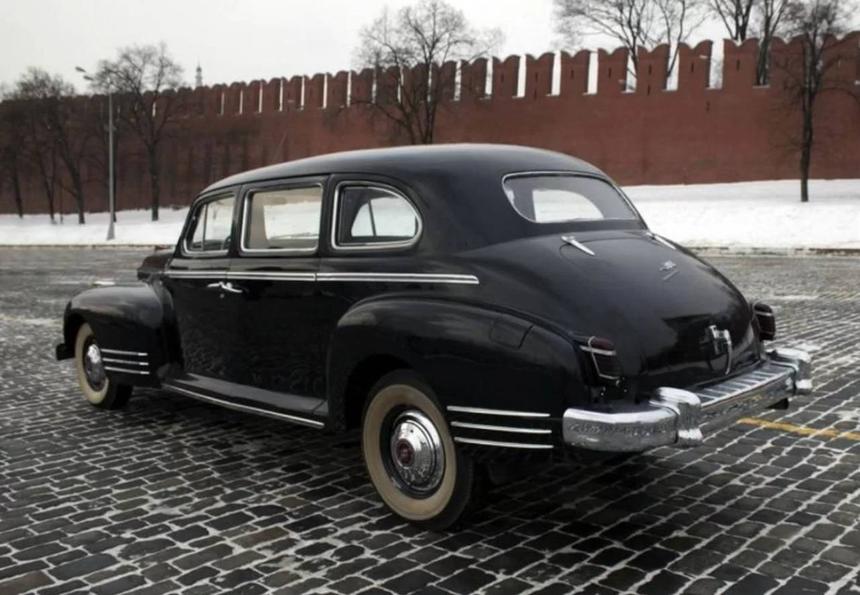 Подержанные автомобили, по которым можно изучать историю СССР