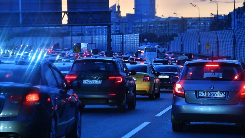 В России дешевеют автомобили с пробегом